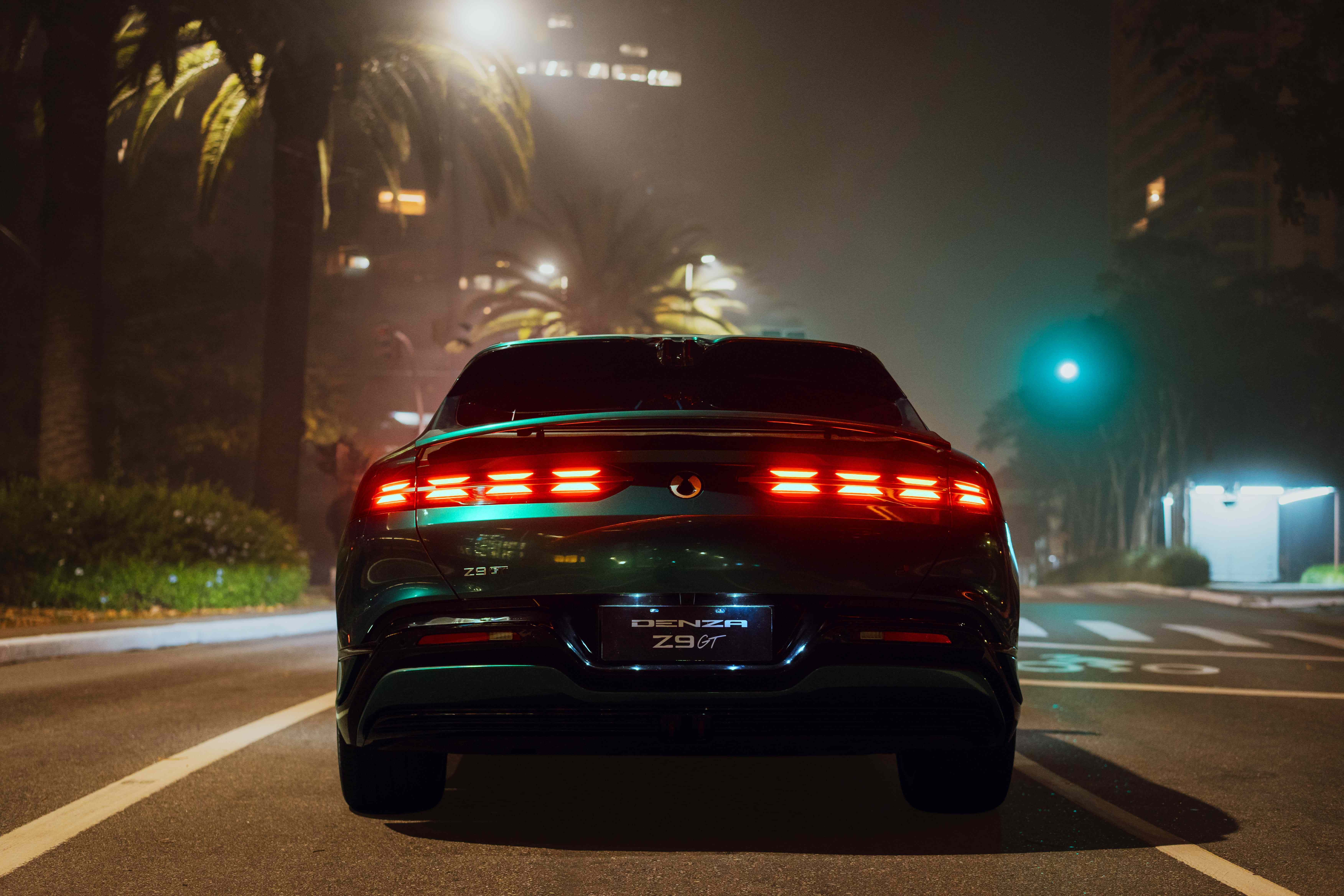Denza Z9 GT Versão única
